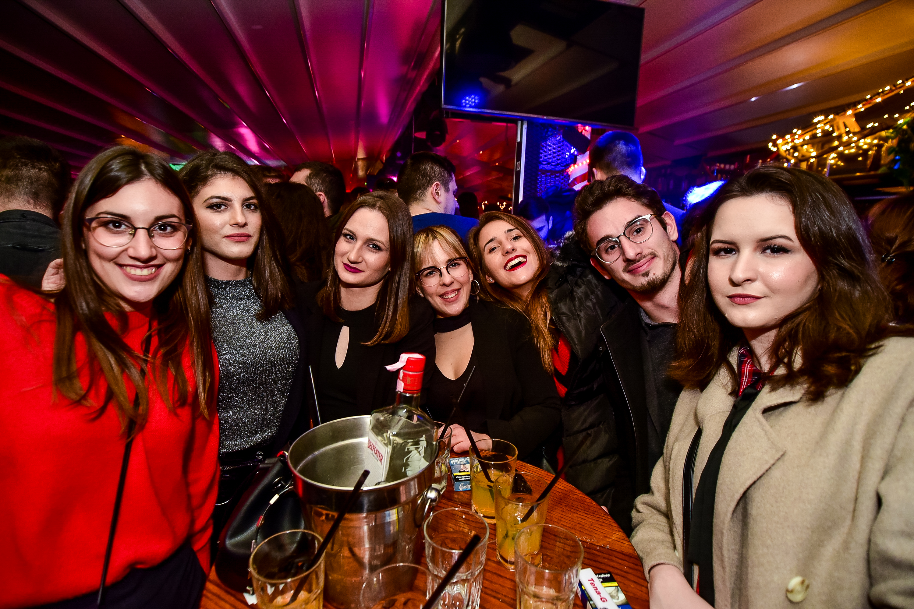 Vesna Pisarović @ Kult Caffe Bar