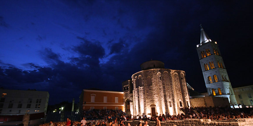Gregorian u Zadru 3. kolovoza 2010. (foto:Saša Čuka) Gregorian u Zadru 3. kolovoza 2010. (foto:Saša Čuka)