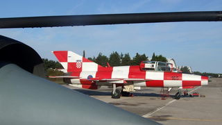 U 93. Zrakoplovnoj bazi u Zemuniku započela obuka pilota MIG-ova. Foto: Marinko Karačić/HRZ i PZO U 93. Zrakoplovnoj bazi u Zemuniku započela obuka pilota MIG-ova. Foto: Marinko Karačić/HRZ i PZO