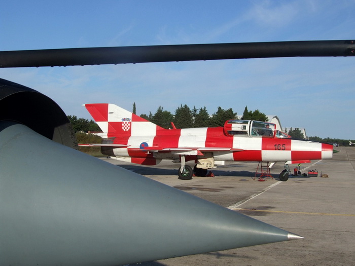 U 93. Zrakoplovnoj bazi u Zemuniku započela obuka pilota MIG-ova. Foto: Marinko Karačić/HRZ i PZO U 93. Zrakoplovnoj bazi u Zemuniku započela obuka pilota MIG-ova. Foto: Marinko Karačić/HRZ i PZO