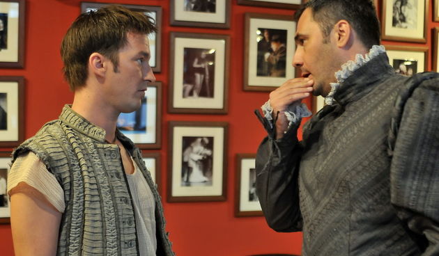 Zagreb, 060911. 
Kazaliste Gavella, proba za novu predstavu Dundo Maroje.
Na slici: Franjo Dijak kao Pomet Trpeza i Djordje Kukuljica kao Vlaho.
Bruno Konjevic / CROPIX