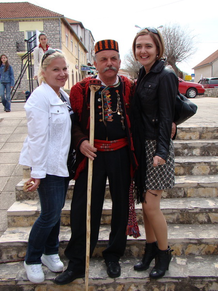 Humanitani uskrsni konvoj Zadar – Oklaj