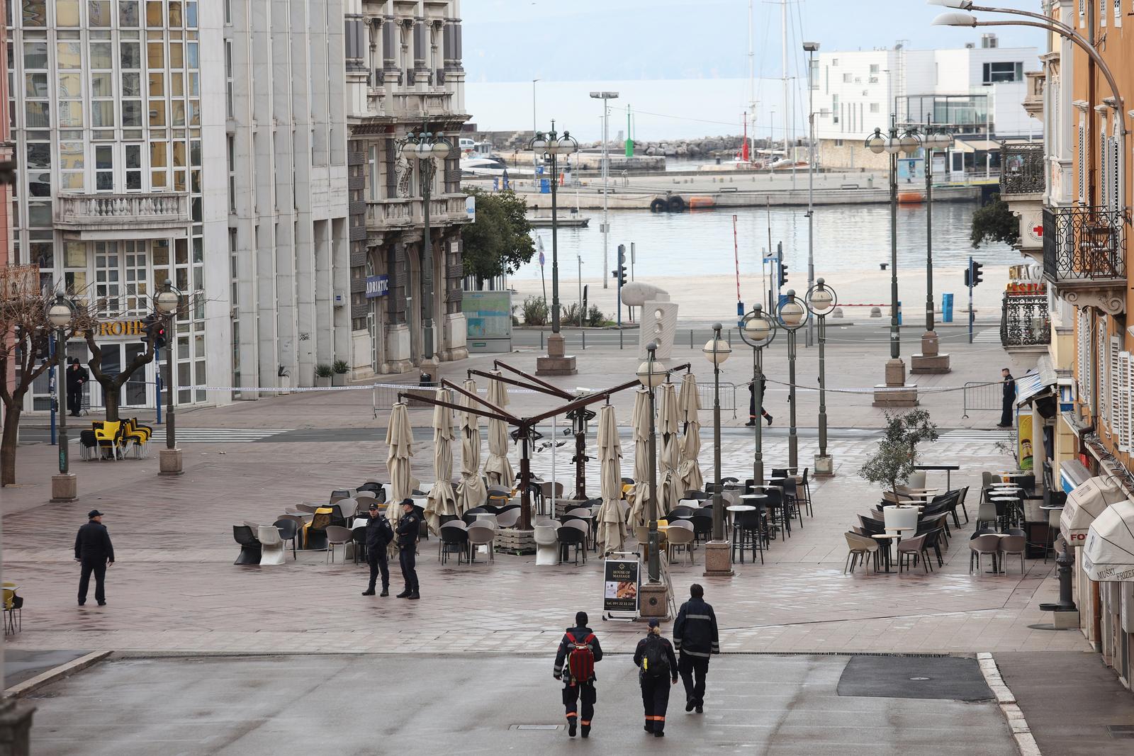 Izmještanje mine iz riječke luke