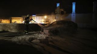 U Zadru plamen progutao BMW