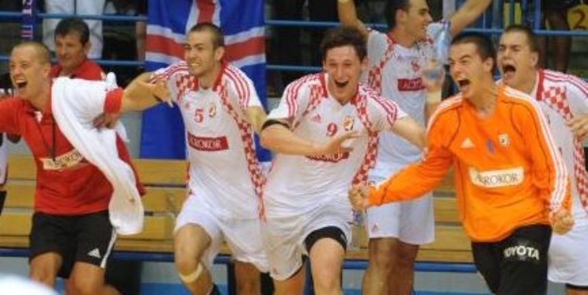 Juniorska rukometna reprezentacija, foto: sportsport.ba Juniorska rukometna reprezentacija, foto: sportsport.ba