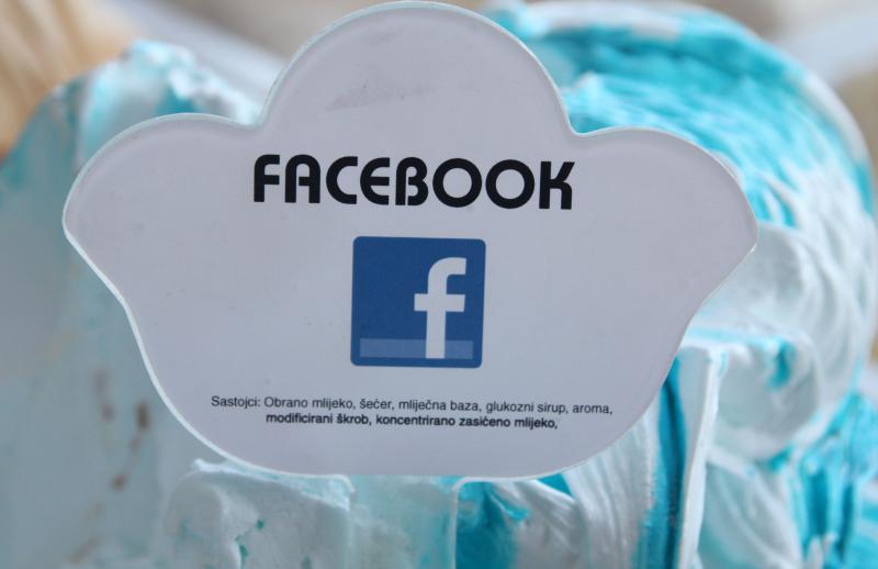 Tisno: Braća Adili napravili novi sladoled i nazvali ga Facebook, Photo: Dusko Jaramaz/PIXSELL