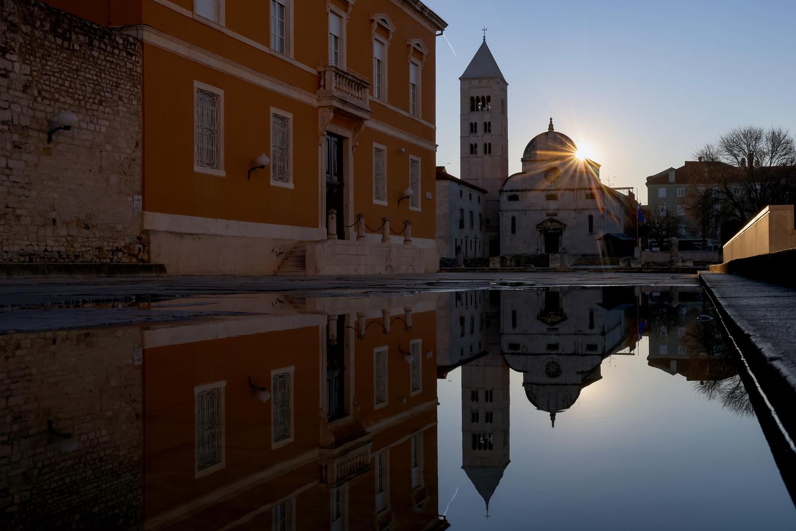 Izlazak sunca nad Benediktinskim samostanom sv. Marije