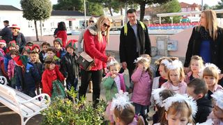 Virska dječica iz vrtića “Smješko” uživala u druženju s Djedom Mrazom Virska dječica iz vrtića “Smješko” uživala u druženju s Djedom Mrazom