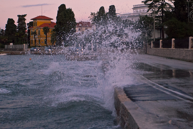 Tramontana u Zadru 17. prosinca 2011., Foto: Leo Banić Tramontana u Zadru 17. prosinca 2011., Foto: Leo Banić