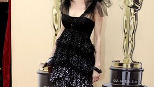 82. Red Carpet Oscara (oscar.go.com)