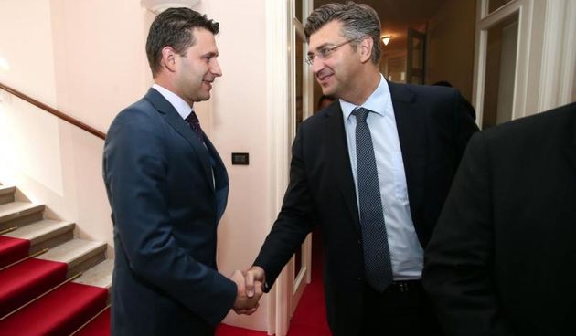 Svecani prijem za drzavni vrh i diplomatski kor u Hrvatskom saboru povodom obiljezavanja 25. obljetnice hrvatske neovisnosti. Susret i rukovanje Andreja Plenkovica i Boze Petrova. Photo: Sanjin Strukic/PIXSELL