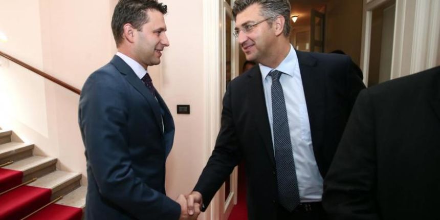 Svecani prijem za drzavni vrh i diplomatski kor u Hrvatskom saboru povodom obiljezavanja 25. obljetnice hrvatske neovisnosti. Susret i rukovanje Andreja Plenkovica i Boze Petrova. Photo: Sanjin Strukic/PIXSELL