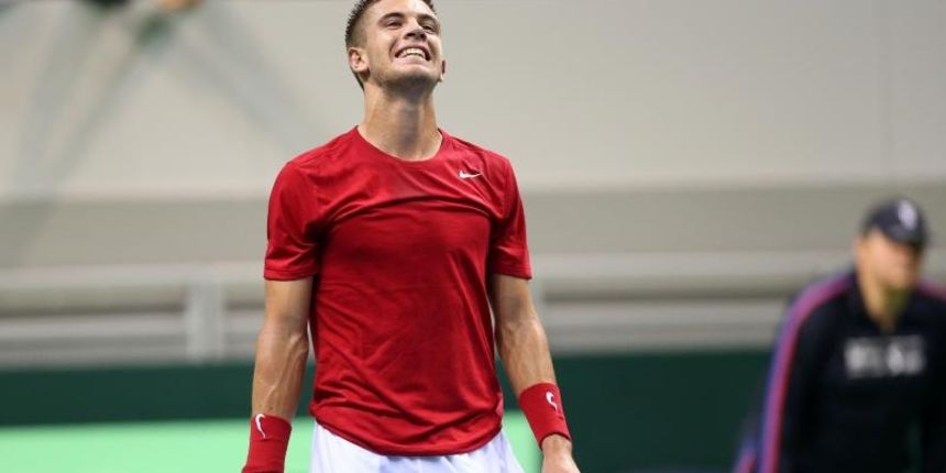 06.03.2015., Kraljevo – Sportski centar Kraljevo, prvo kolo Davis cup, Srbija – Hrvatska. Viktor Troicki – Borna Coric. Photo: Slavko Midzor/PIXSELL 06.03.2015., Kraljevo – Sportski centar Kraljevo, prvo kolo Davis cup, Srbija – Hrvatska. Viktor Troicki – Borna Coric. Photo: Slavko Midzor/PIXSELL