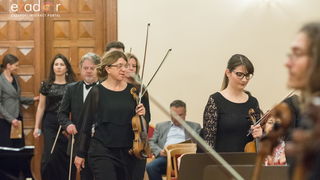 “Glazbena fantazija” Zadarskog komornog orkestra u Svečanoj dvorani Sveučilišta u Zadru. Solist Berislav Šipuš na klaviru, pod ravnanjem maestra Pavla Dešpalja “Glazbena fantazija” Zadarskog komornog orkestra u Svečanoj dvorani Sveučilišta u Zadru. Solist Berislav Šipuš na klaviru, pod ravnanjem maestra Pavla Dešpalja