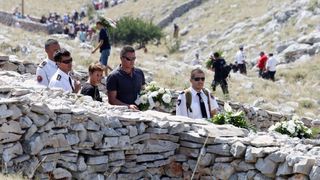 30.08.2015., Kornati – Na otoku Kornatu obiljezena je 8. obljetnica stradanja 12 vatrogasaca iz Sibenika, Vodica i Tisnog. Photo: Dusko Jaramaz/PIXSELL 30.08.2015., Kornati – Na otoku Kornatu obiljezena je 8. obljetnica stradanja 12 vatrogasaca iz Sibenika, Vodica i Tisnog. Photo: Dusko Jaramaz/PIXSELL