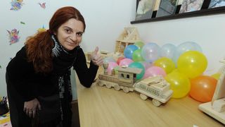 05.02.2014., Knin – Po prvi puta je u gradu otvorena je besplatna knjiznica djecjih igracaka. Projekt su osmislile clanice Ekoudruga Krka-Knin na celu sa Ingom Kukolj i Marijom Ujakovic. Jedini uvjet za uclanjenje u knjiznicu je da djeca donesu neku svo