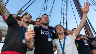 Veličanstven doček četvorice zadarskih Vatrenih od Gradskog mosta do Foruma