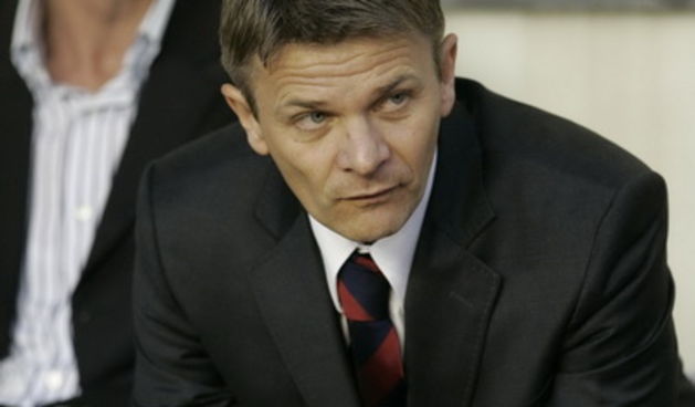 Split, 310509. Stadion NK Hajduka u Poljudu. 33. kolo T – COM 1. HNL lige , utakmica Hajduk – Dinamo. Na fotografiji: trener Ante Mise. Foto: Jakov Prkic / CROPIX