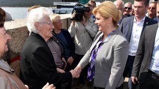 Predsjednica Grabar Kitarović posjetila otok Ist. Foto: Dino Stanin/PIXSELL