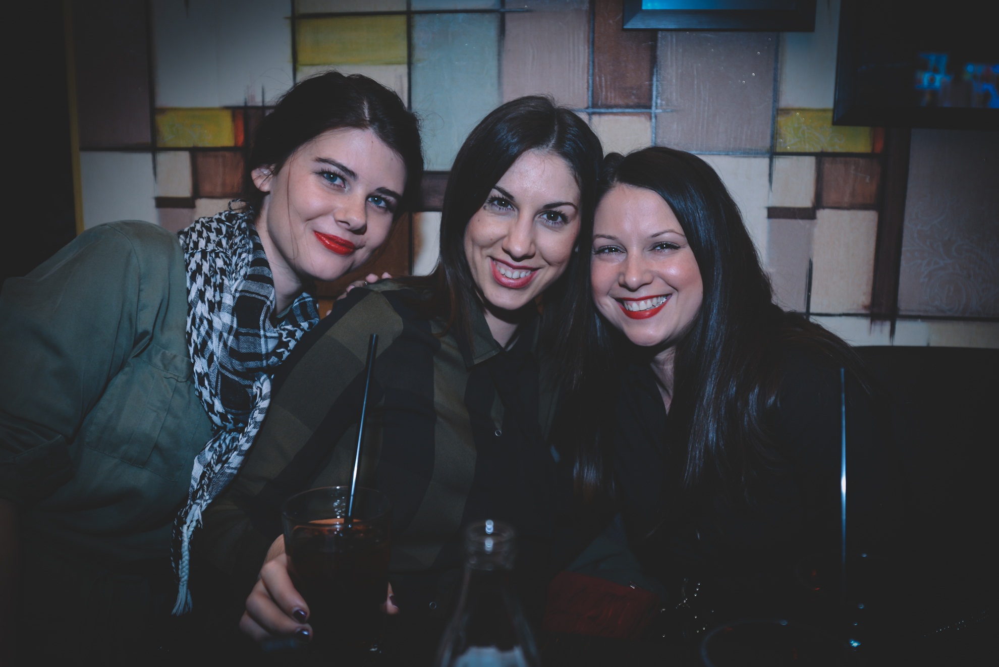 Vatra i Epilog u Maraschino baru, Foto: Iva Perinčić Vatra i Epilog u Maraschino baru, Foto: Iva Perinčić