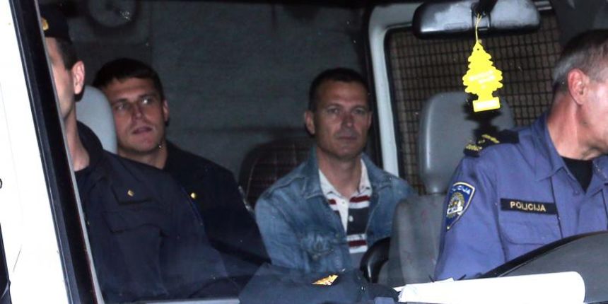 Zdravko Livakovic odvezen iz zgrade USKOK-a sa ispitivanja Photo: Robert Anic/PIXSELL Zdravko Livakovic odvezen iz zgrade USKOK-a sa ispitivanja Photo: Robert Anic/PIXSELL