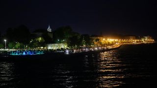 Panoramske fotografije s trajekta koji vozi od Zadra do otoka Ugljana. Photo: Filip Brala/PIXSELL Autor  Filip Brala/PIXSELL KLJUČNE RIJEČI  panorama, morske orgulje, pozdrav suncu, trajekt, riva