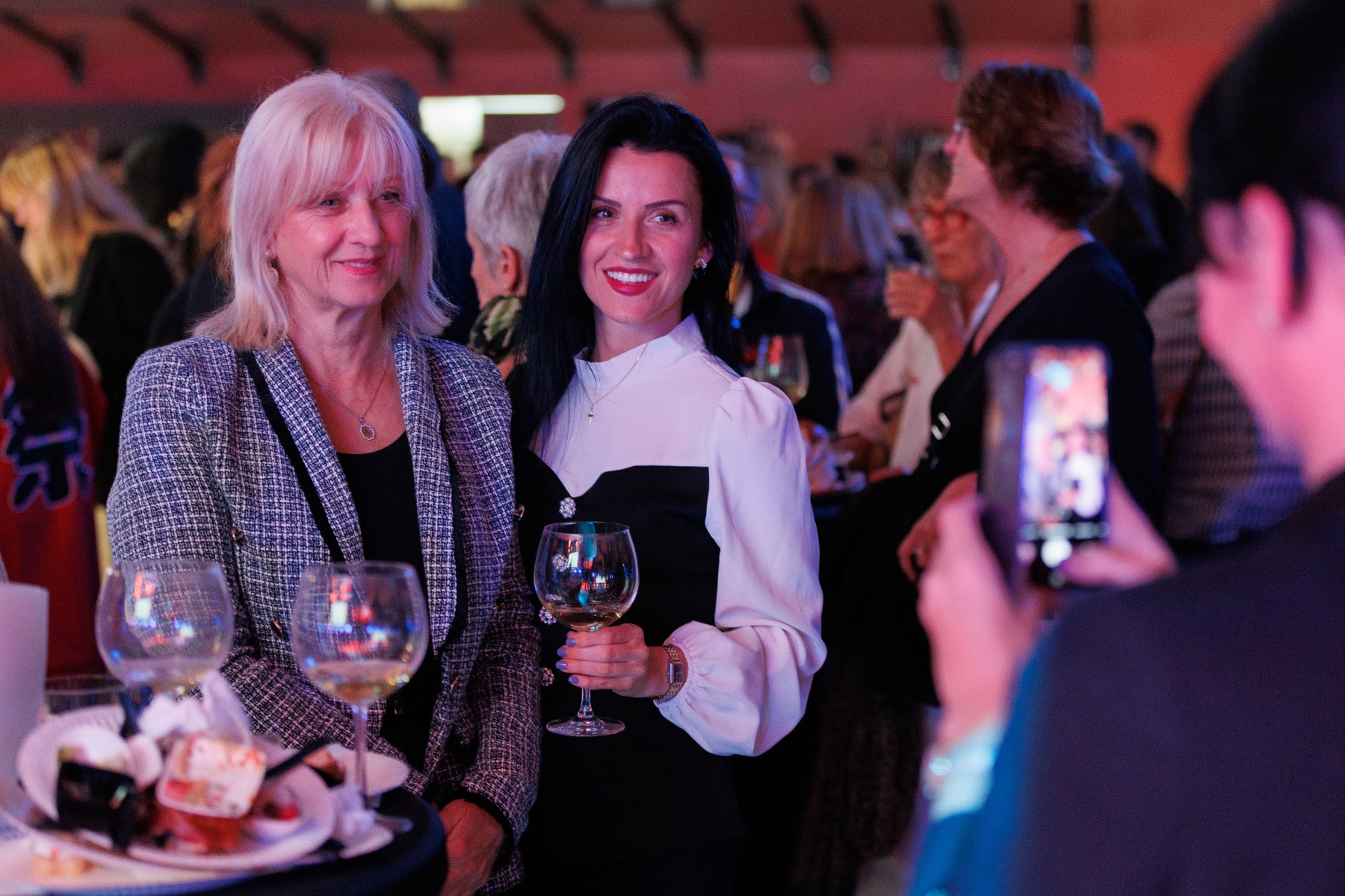 Gala večera japanskih i hrvatskih kuhara napunila Arsenal do posljednjeg mjesta Gala večera japanskih i hrvatskih kuhara napunila Arsenal do posljednjeg mjesta