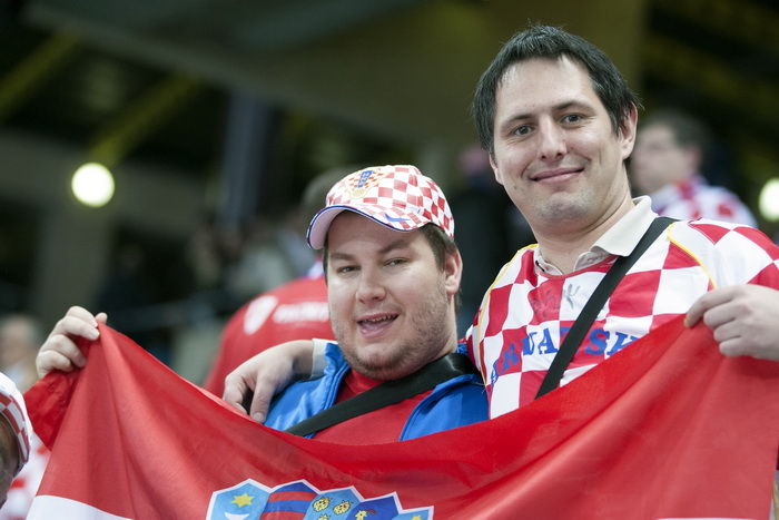 Barcelona 250113.
Gradska dvorana Palau Sant Jordi.
Svjetsko prvenstvo u rukometu za muskarce Spanjolska 2013.
Utakmica polufinala izmedju Hrvatske i Danske.
Na fotografiji: navijaci.
Foto: Ante Cizmic / CROPIX Barcelona 250113.
Gradska dvorana Palau Sant Jordi.
Svjetsko prvenstvo u rukometu za muskarce Spanjolska 2013.
Utakmica polufinala izmedju Hrvatske i Danske.
Na fotografiji: navijaci.
Foto: Ante Cizmic / CROPIX