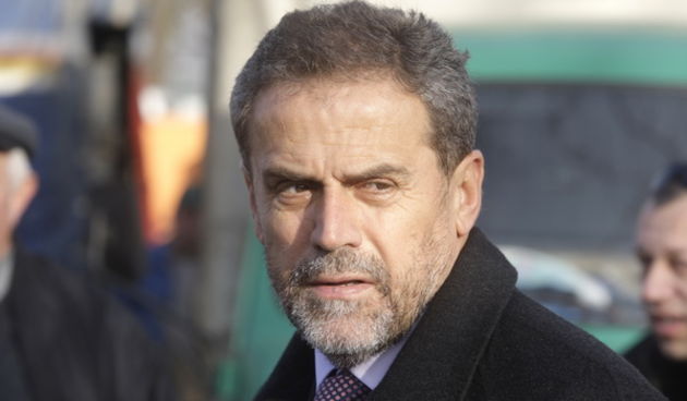 Varazdin, 251109.
Predsjednicki kandidat Milan Bandic u svojoj predsjednickoj kampanji posjetio je sajam u Cakovcu.
Foto: Zeljko Hajdinjak / Cropix