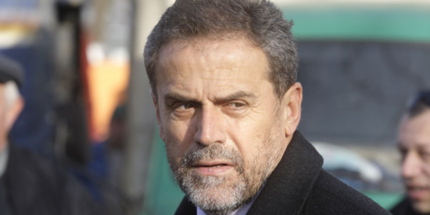 Varazdin, 251109.
Predsjednicki kandidat Milan Bandic u svojoj predsjednickoj kampanji posjetio je sajam u Cakovcu.
Foto: Zeljko Hajdinjak / Cropix