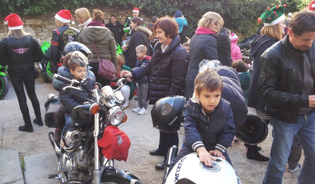 “Beštije mekog srca” razveselile “Latice”