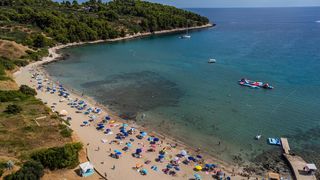 Korčula skriva pravi biser među plažama – uvalu Vela Pržina Korčula skriva pravi biser među plažama – uvalu Vela Pržina