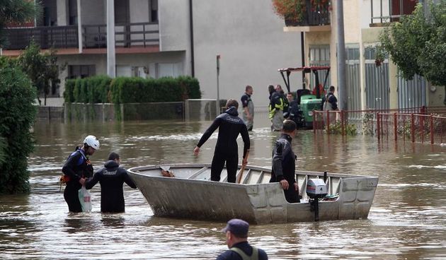 Karlovac – Zbog visokih vodostaja rijeke Kupe i Korane u Karlovcu je proglaseno izvandredno stanje. Poplavljena su brojna sela u okolici Karlovca, spasava se stoka u Donjem Mekusju, evakuiraju se mjestani u Logoristu. Photo: Kristina Stedul Fabac/PIXSELL