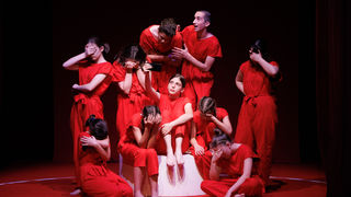 Igrajmo se: Zabranjeno mlađima od 15 strana A