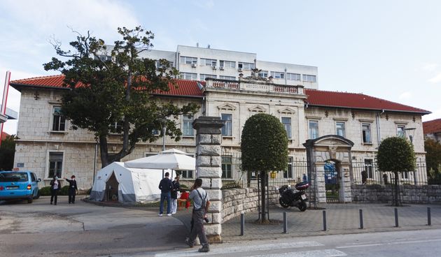 Opća bolnica Zadar provodi testiranje na Covid-19 Opća bolnica Zadar provodi testiranje na Covid-19