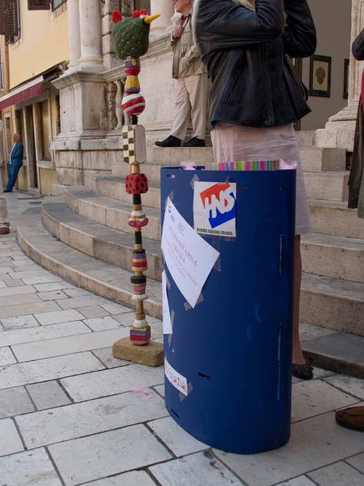 Prodaja oslikanih uskrsnih pisanica