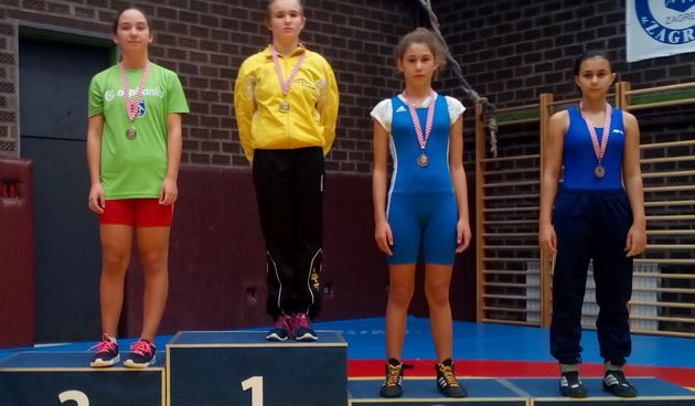 Lucia Sarić zlatna na prvenstvu Hrvatske u hrvanju