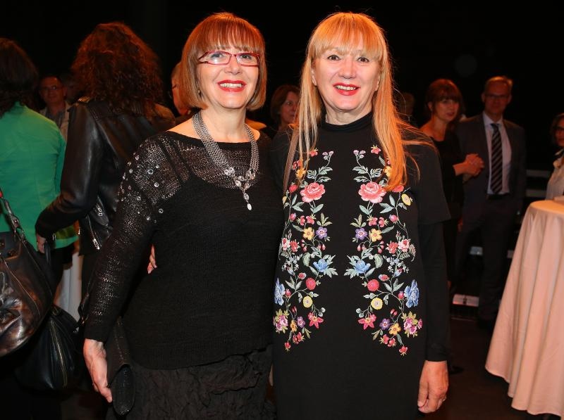 Domjenak nakon predstave “Nevidljivi”