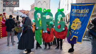Zadarski karneval 2018: Povorka maškaranih skupina od Gradskih vrata preko Foruma do Narodnog trga Zadarski karneval 2018: Povorka maškaranih skupina od Gradskih vrata preko Foruma do Narodnog trga