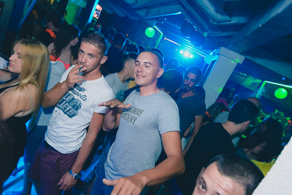 Turanjska fešta u Menfisto baru, 16.7.2015. (foto: Ivan Toman) Turanjska fešta u Menfisto baru, 16.7.2015. (foto: Ivan Toman)