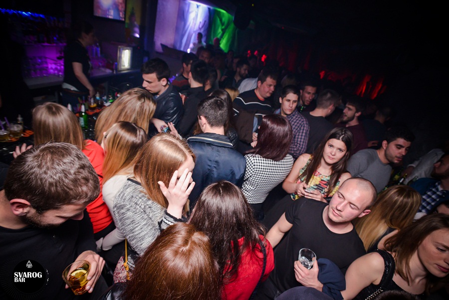 Subotnji party u Svarog baru