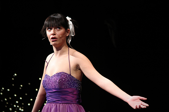 “Plesna čestitka” (foto:Saša Čuka)