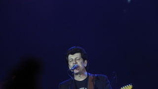 Split, 180311.
Spaladium Arena.
Koncert Bajaga u splitskoj Spaladium Areni ispunio je ocekivanja i dvorana je bila gotovo puna.
Foto: Paun Paunovic / CROPIX Split, 180311.
Spaladium Arena.
Koncert Bajaga u splitskoj Spaladium Areni ispunio je ocekivanja i dvorana je bila gotovo puna.
Foto: Paun Paunovic / CROPIX