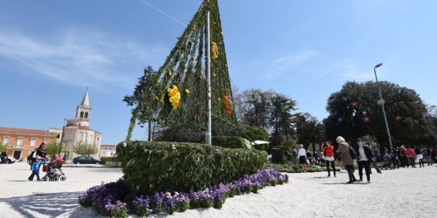 Vrtna izložba “Cvijet Zadra” na zadarskoj rivi, Foto: Dino Stanin/PIXSELL Vrtna izložba “Cvijet Zadra” na zadarskoj rivi, Foto: Dino Stanin/PIXSELL