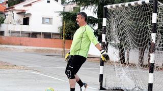 Na Stanovima se uz boćarski turnir održao i revijalni nogometni turnir. Osim prijavljenih ekipa, snage su ponovno odmjeravali liječnici Opće bolnice Zadar i predstavnici poglavarstva Grada Zadra. Na Stanovima se uz boćarski turnir održao i revijalni nogometni turnir. Osim prijavljenih ekipa, snage su ponovno odmjeravali liječnici Opće bolnice Zadar i predstavnici poglavarstva Grada Zadra.