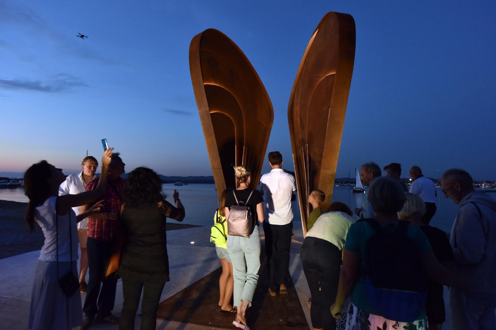 Otvaranje spomenika Lostura na Murteru Otvaranje spomenika Lostura na Murteru