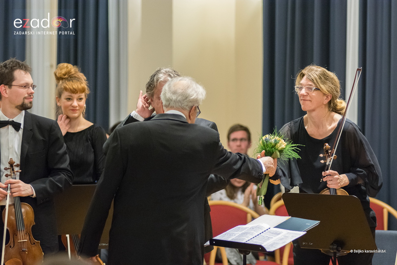 “Glazbena fantazija” Zadarskog komornog orkestra u Svečanoj dvorani Sveučilišta u Zadru. Solist Berislav Šipuš na klaviru, pod ravnanjem maestra Pavla Dešpalja “Glazbena fantazija” Zadarskog komornog orkestra u Svečanoj dvorani Sveučilišta u Zadru. Solist Berislav Šipuš na klaviru, pod ravnanjem maestra Pavla Dešpalja