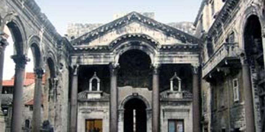 Pronađen kamen Dioklecijanove grobnice, foto: www.tempet-makarska.com