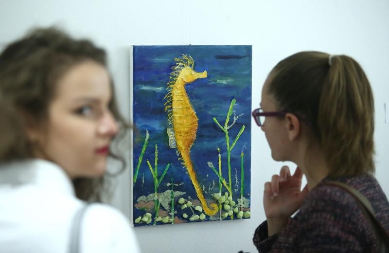 U Arheoloskom muzeju otvorena taktilno mirisna izlozba slika Zajedno, foto: PIXSELL U Arheoloskom muzeju otvorena taktilno mirisna izlozba slika Zajedno, foto: PIXSELL