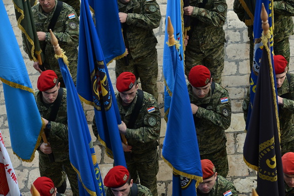 Svečani mimohod postrojbi u povodu proslave 23. obljetnice VRO Maslenica. Foto: Iva Perinčić